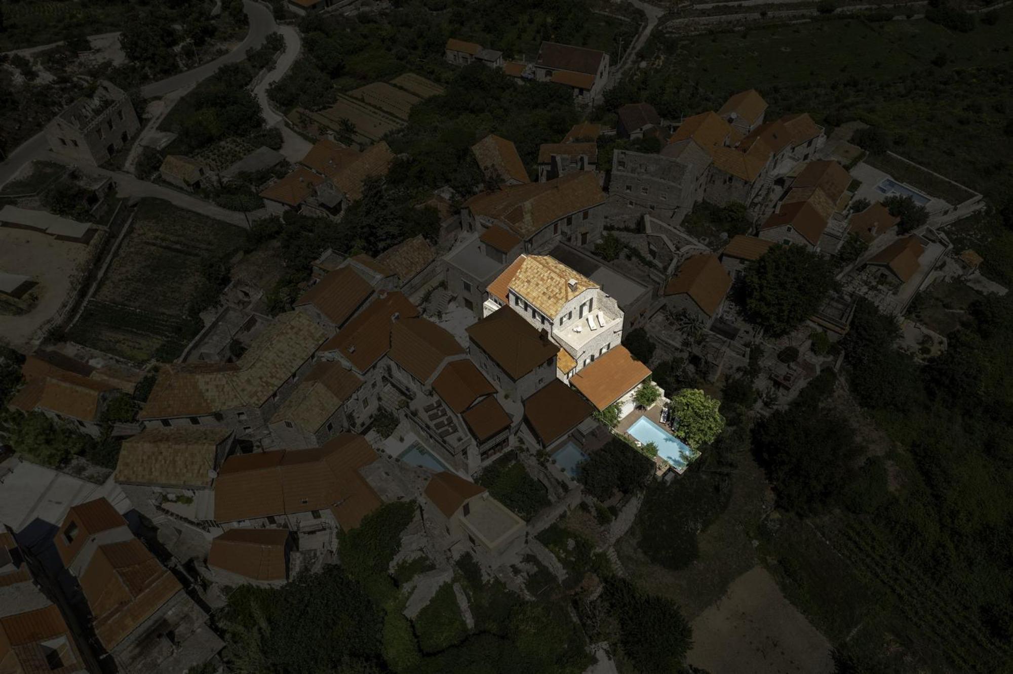 Dvor Pitve Villas Jelsa  Exterior foto