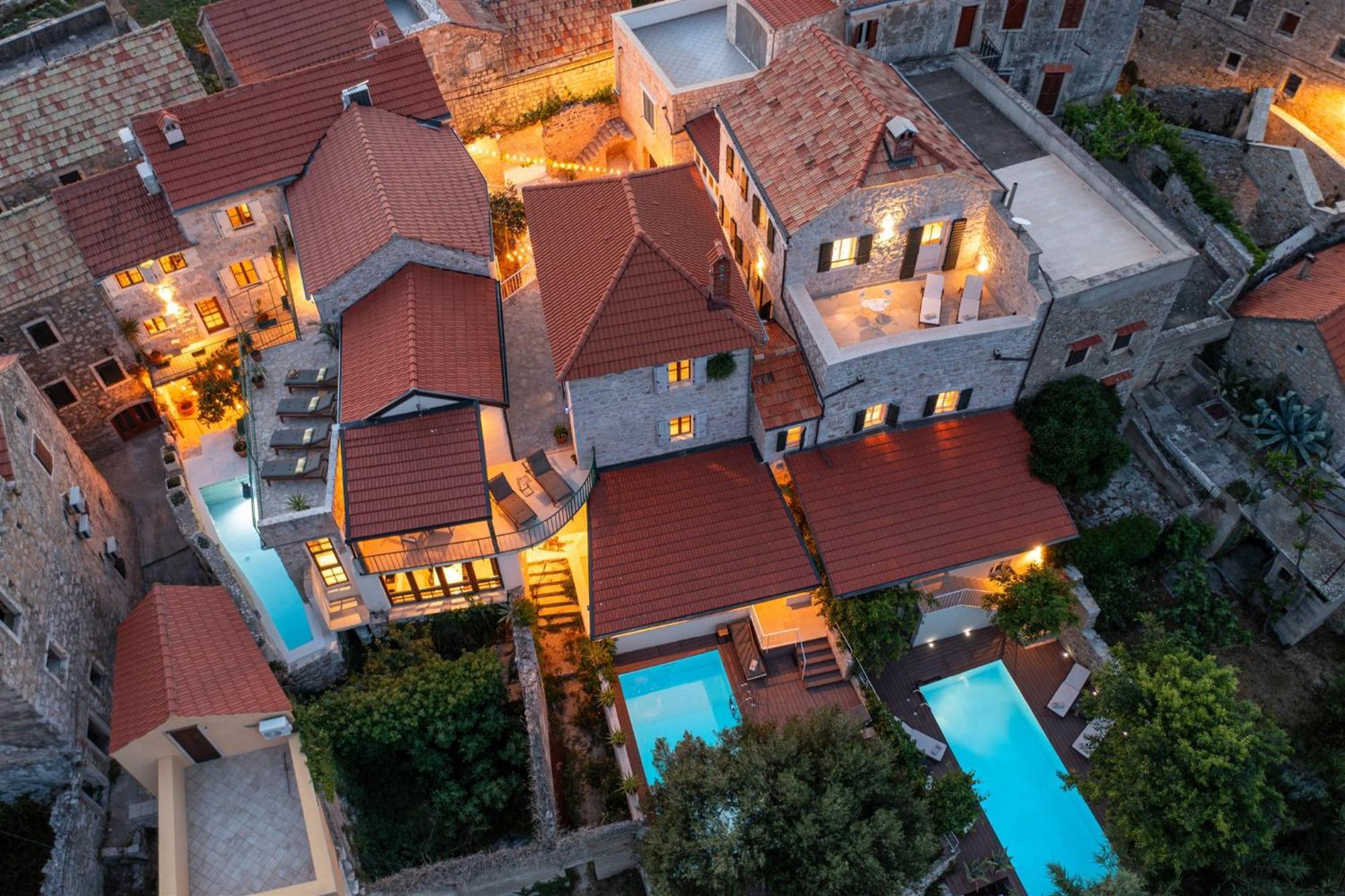 Dvor Pitve Villas Jelsa  Exterior foto